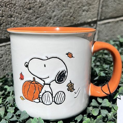 Fall Peanuts Snoopy Hello Pumpkin Mug Backside Of Mug Says Hello Pumpkin 20 Ounce Size Microwave And Dishwasher Safe Orange On The Inside With Image Of Fall Leaf In The Inner Bottom Of Mug 5 Star Seller Very Experienced Shipper Of Fragile Items Most Orders Ship Out The Next Day Except Weekends And Holidays Happy Fall Snoopy Mug Fall Mugs Pottery, Cute Fall Mugs, Fall Coffee Cups, Ceramic Mug Art, Pumpkin Snoopy, Fall Snoopy, Snoopy Things, Fall Mugs, Boo Baskets