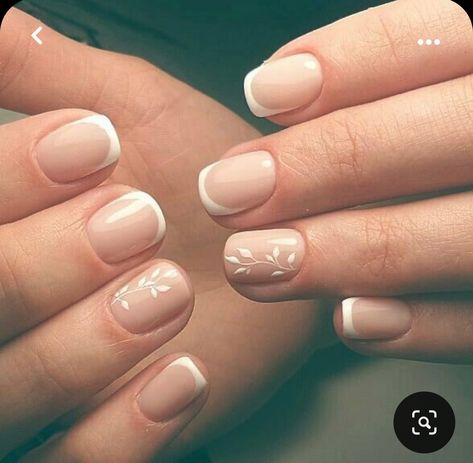 2023 Manicure Ideas, Minimalist Korean Nail Art, Gel Nails Floral Design, Simple Bride Nails Short, Bridesmaid Gel Nail Ideas, Classy Toenail Colors, Bridal Nails For Short Nails, Simple Wedding Nail Designs, Bridesmaid Nails Ideas