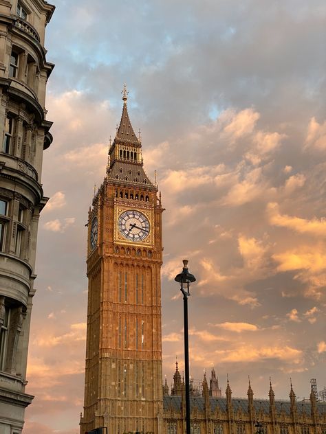 Vision Board London, Summer In London Aesthetic, Big Ben Aesthetic, London Scenery, London England Aesthetic, Uk Aesthetic, London Vibes, London Dreams, London Lifestyle