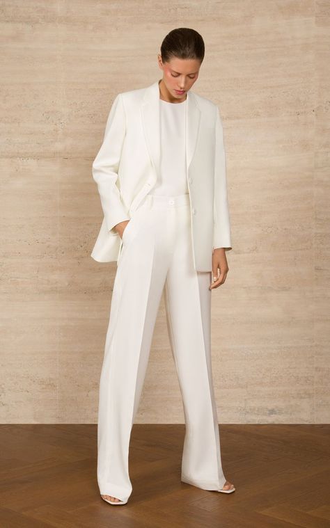 23 Apr 2020 - This Pin was discovered by Jennifer Watson. Discover (and save) your own Pins on Pinterest. White Suit, Crepe Top, All White Outfit, Woman Suit Fashion, Crepe Dress, Suit Fashion, White Outfits, White Pants, White Fashion