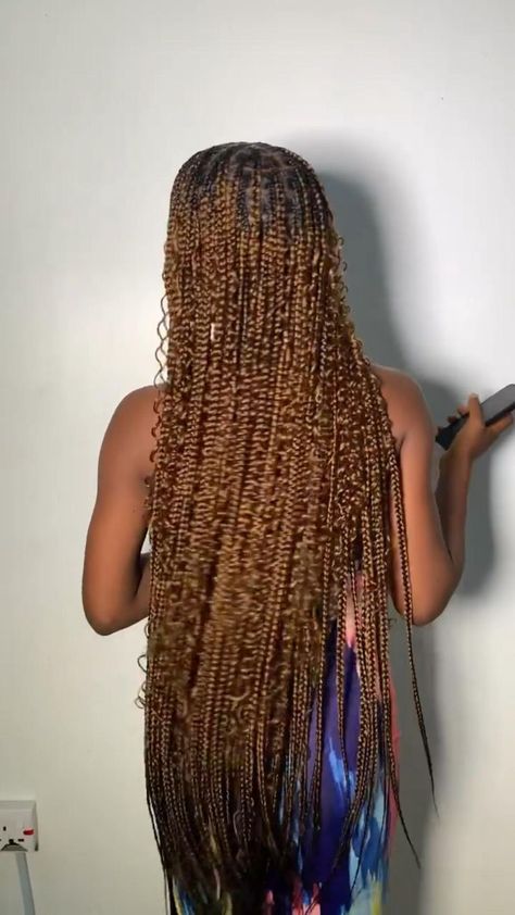 Golden Knotless Braids, Black And Dark Brown Box Braids, Color 30 Knotless Goddess Braids, Light Brown Goddess Box Braids, Honey Brown Bohemian Box Braids, Brown Knotless Bohemian Box Braids, Color 39 Knotless Braids, Brown Goddess Braids For Black Women, Blonde And Brown Hair Color Black Women Braids