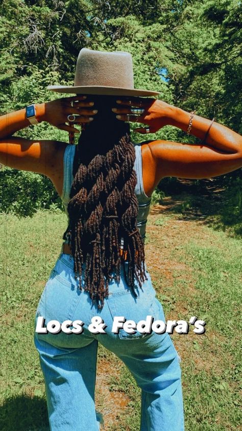 Locs•Fashion•SAHM life on Instagram: "Locs and Fedora’s 😍 I love a good hat and loc look. Absolutely adore fedora’s and this one by GigiPip doesn’t disappoint. ✨Hat link in my bio . . . . . . . . #hats #locstyles #locs #locstylesforwomen #locstyle #loccommunity #locjourney #locdhaircommunity #locsandmelanin #locblogger #loccrush #locbae #locgoddess #locgoals #locgrowth #naturalhair #locs_18 #locnation #gigipip" Locs With Fedora Hat, Fedora With Locs, Hats For Dreadlocks, Locs And Fedoras, Hat Over Locs, Loc Styles With Hats, Hats With Locs, Locs With Hats, Locs And Hats