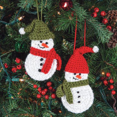 Crochet Nutcracker Ornament, Crocheted Cardinal Free Pattern, Snowman Crochet Ornament, Rustic Crochet Christmas Ornaments, Vintage Crochet Ornaments, Disney Christmas Crochet, Crochet Ornament Cover, Crocheted Ornaments Christmas, Crochet Snowman Ornament