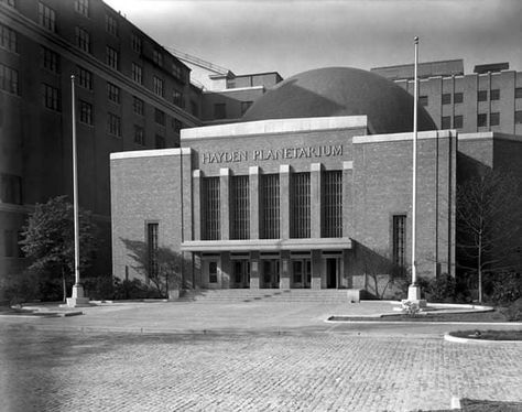 The original Hayden Planetarium in New York. As the fourth planetarium in the United States, it opened in 1935. Picture Scrapbook, Hayden Planetarium, Thomas Pynchon, Scrapbook Pictures, Cloud Gate, Astronomy, Broadway, The United States, The Original