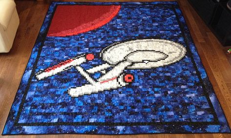 Star Trek Quilt, Pixel Quilt, Nerd Home, Space Quilt, Geeky Craft, Starship Enterprise, Childrens Quilts, Star Trek Enterprise, Quilt Block Pattern