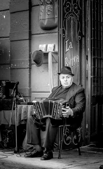 Buenos Aires | Argentine Tango | Street – Chigirev Portrait Photography Street Dancers, Ballroom Dance Photography, Dancing Photography, Dancing Ballroom, Tango Art, Salsa (dance), Street Musician, Jazz Dance Costumes, Tango Dance