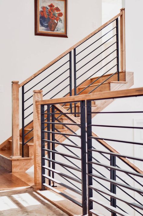 Linear Metal Panel System Highlight of Home Renovation — L.J. Smith Stair Systems Metal Horizontal Stair Railing, Stairs By Window, Diy Horizontal Stair Railing, Diy Modern Stair Railing, Wood And Iron Stair Railing Modern, Cabin Hallway, Modular Interior, New House Construction, Coastal Ideas