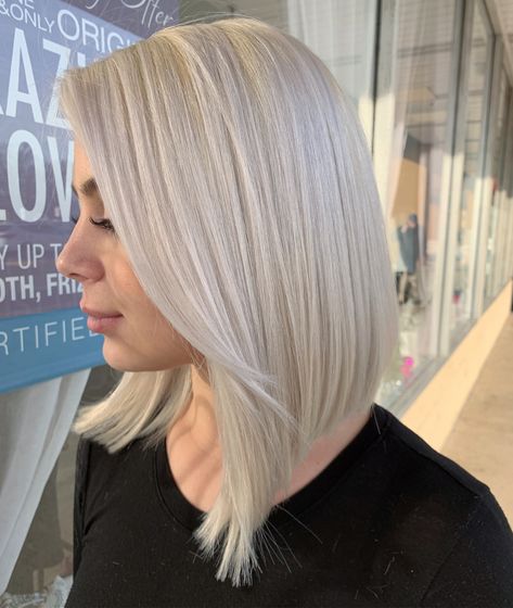 Double process platinum blonde with a bob haircut Platinum Long Bob, Double Process Hair Color, Platinum Blonde Long Bob, Icy Blonde Bob, Double Process Blonde, Short Platinum Hair, Platinum Blonde Bob, Platinum Bob, Platinum Blonde Bobs