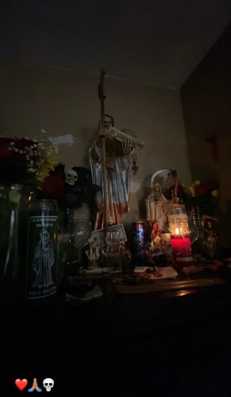 Santa Muerte Pictures, Santa Muerte Wallpaper, Santa Muerte Altar, Santa Muerte Prayer, Ghost Logo, Aot Wallpaper, Ronaldo Wallpapers, Breezy Chris Brown, Creepy Christmas