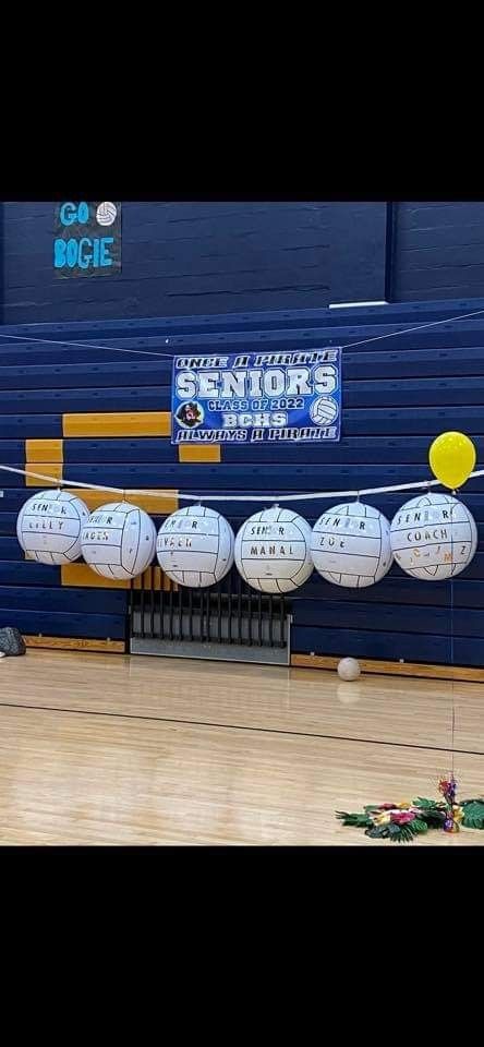 Basketball Senior Night Decoration Ideas, Volleyball Backdrop Ideas, Volleyball Food Table Ideas, Volleyball Awards Banquet, Senior Night Gym Decorations Volleyball, Volleyball Floats For Parade, Volleyball Parade Float Ideas, Senior Volleyball Table Ideas, Volleyball Senior Night Decorations