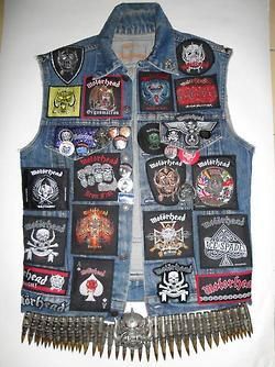 chaqueta Municipal Waste, Battle Vest, Punk Fashion Diy, Masc Outfits, Band Patches, Battle Jacket, Neck Deep, Machine Sewing, Hard Metal