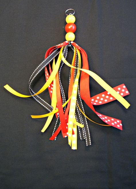 Crafts With Ribbon Diy, How To Make A Tassel With Ribbon, How To Make Ribbon Keychains, Ribbon Keychains Diy How To Make, Things To Do With Ribbon Diy, Purse Charms Diy Tutorials, Volleyball Keychain Diy, Things To Do With Ribbon, Crafts With Ribbon