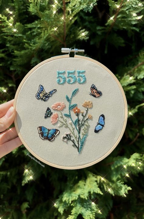 Angel Number Embroidery, Angel Numbers 555, 555 Angel Numbers, Geometry Mandala, Butterfly Embroidery, Hand Embroidery Art, Embroidery Hoop Art, Angel Numbers, Hoop Art