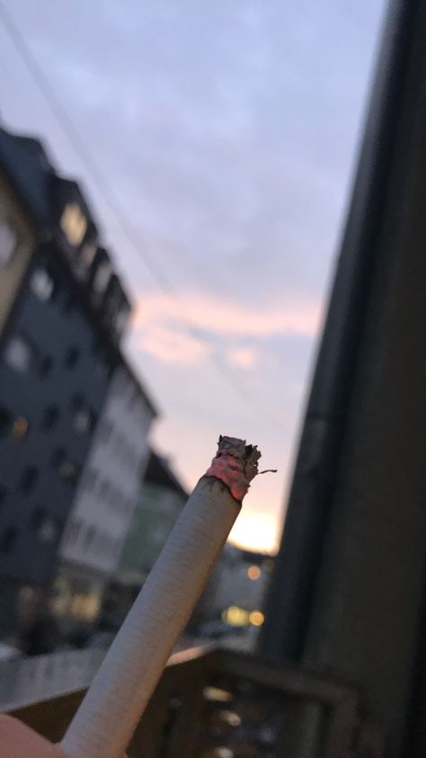 Ciggrates Aesthetic, Ciggerate Aesthetic, Boyz Dp, Rauch Fotografie, Alcohol Aesthetic, Adventure Aesthetic, Chill Photos, Snapchat Picture, Puff And Pass