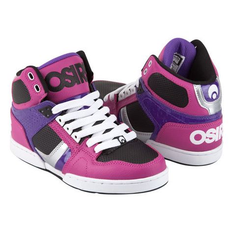 OSIRIS NYC 83 Slim Womens Shoes, found on #polyvore. Osiris Shoes, Sweet Clothes, Shoes Outfit, Sneakers Men Fashion, Harajuku Fashion, Dc Sneaker, Y2k Fashion, Skate Shoes, Nice Shoes