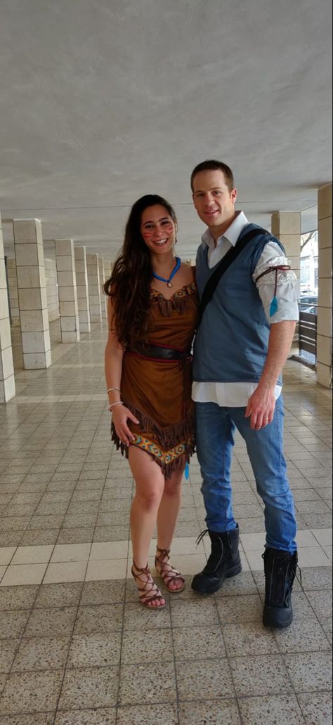 Pochohauntus Costume, Pocahontas Couple Costume, Pocahontas And John Smith Costumes, John Smith Costume, Disney Costumes For Couples, Pocahontas John Smith, Adult Disney Costumes, Pocahontas And John Smith, Outdoors Quotes