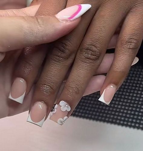 Cute Baddie Nails Short White, Short Square French Tip Acrylic Nails With Bling, Short French Tip With Pearls, Cute Short Nail Sets Black Women, 3d Flower Nails Acrylics Short, Nely Cuevas Outfits, Short Acrylic Nails With Diamonds, Shorties Nails French Tip, Short Acrylic Nails With Rhinestones