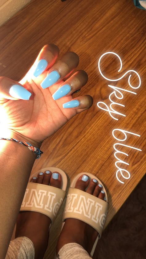 Blue Nails Stiletto, Nails Stiletto Short, Pale Blue Nails, Sky Blue Nails, Baby Blue Nails, Nails Stiletto, Short Acrylic, Cute Nail Designs, Short Acrylic Nails