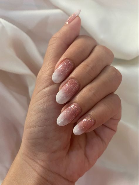 Glitter Gradation Nails, Nail Art With Glitter, Gradation Nail, Art With Glitter, Glittery Nail, Gradation Nails, Glittery Nails, Wedding Nails Design, Nail Glitter