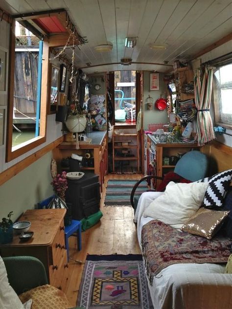 Posts on imintheleaves tagged as caravan Canal Boat Interior, Narrowboat Interiors, Boat House Interior, Boat Interior, Camper Makeover, Van Home, Van Living, Floating House, Wooden Floor