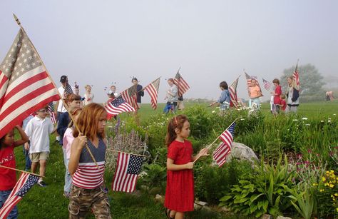 The 4th of July is more than just watermelon and fireworks. Make sure your family takes time to talk about why Independence Day is significant and what it means to be patriotic kids. Fourth Of July Parade, Fourth Of July Quotes, Patriotic Kids, 4th Of July Photos, Los Angeles With Kids, 4th Of July Cake, Fourth Of July Food, July Wedding, 4th Of July Outfits