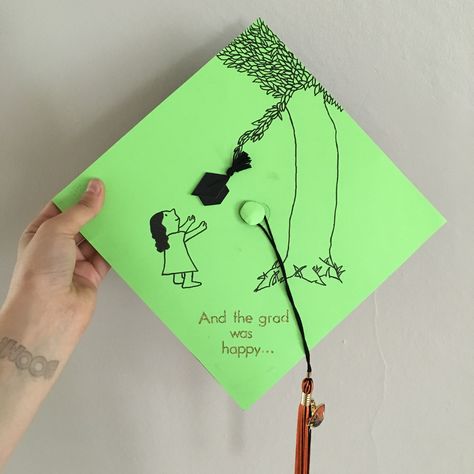 The Giving Tree Grad Cap Design #gradcap #graduationcap #graduation #givingtree #thegivingtree Funny Teacher Graduation Caps, Two Degrees Graduation Cap, Grad Cap Sparkle, Graduation Cap Ideas Middle School, Green Graduation Cap Ideas, English Degree Graduation Cap, Peanuts Graduation Cap, Fun Grad Cap Ideas, Dr Seuss Graduation Cap