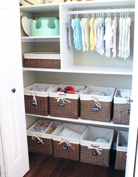 nursery closet organization. I love love love being organized. Nursery Closet Organization, Baby Closet Organization, Diaper Storage, Nursery Closet, Green Nursery, Baby Closet, Baby Organization, Baby Bedroom