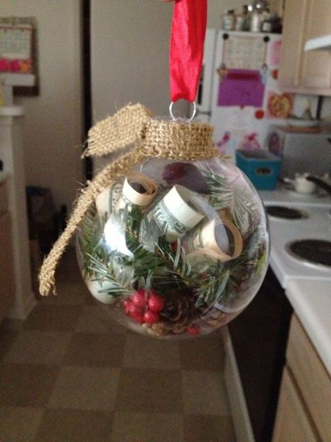 Money ornament (using a clear plastic ball) Christmas Crafts For Gifts For Adults, Creative Ways To Give Money, Ways To Give Money, Money For Christmas, Christmas Present Ideas, Christmas Miracle, Diy Christmas Presents, Unicorn Christmas, Creative Money Gifts