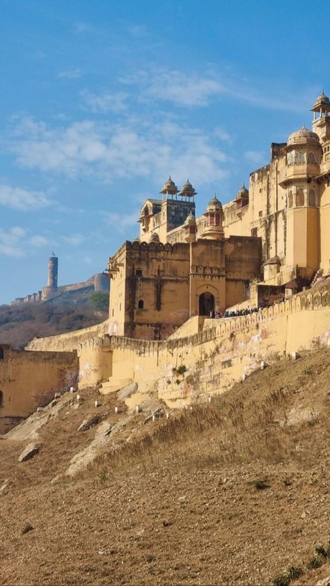 Rajasthan Landscape, Rajasthani Architecture, Amer Fort Jaipur, Money Design Art, Jaipur Travel, Amer Fort, Adobe Lightroom Photo Editing, Tourism Day, Birthday Collage