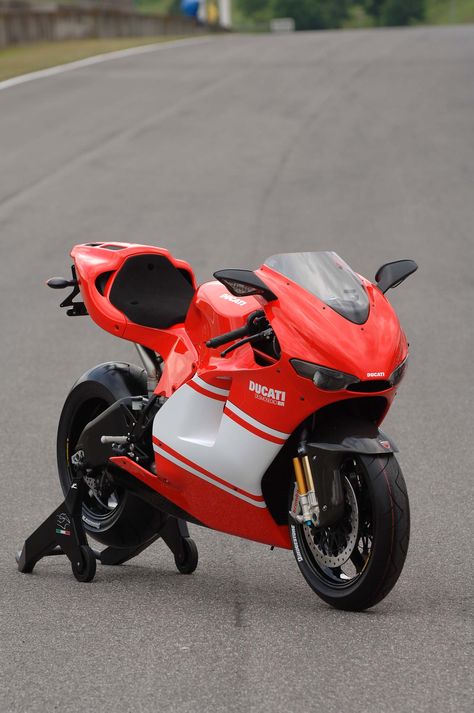 Ducati Desmosedici RR, V4 Superbike Desmosedici Rr, Ducati Desmosedici Rr, Kawasaki Ninja H2r, Ducati 1299, Ducati Motorbike, Ninja H2r, Ducati Superbike, Ducati Panigale V4, Aprilia Rsv4