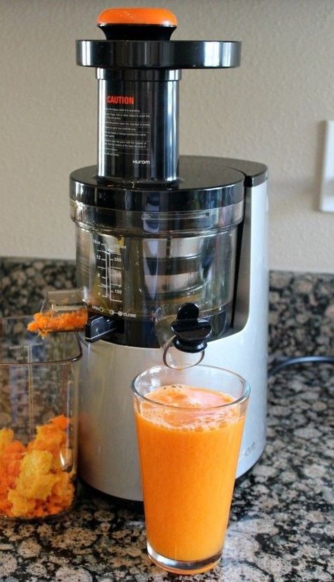 Juice Maker Recipes, Booster Juice Recipes, Healthy Juice Recipe, Orange Carrot Juice, Carrot Juice Recipe, Juice Design, Juice Menu, Juice Blender, Vegan Juice