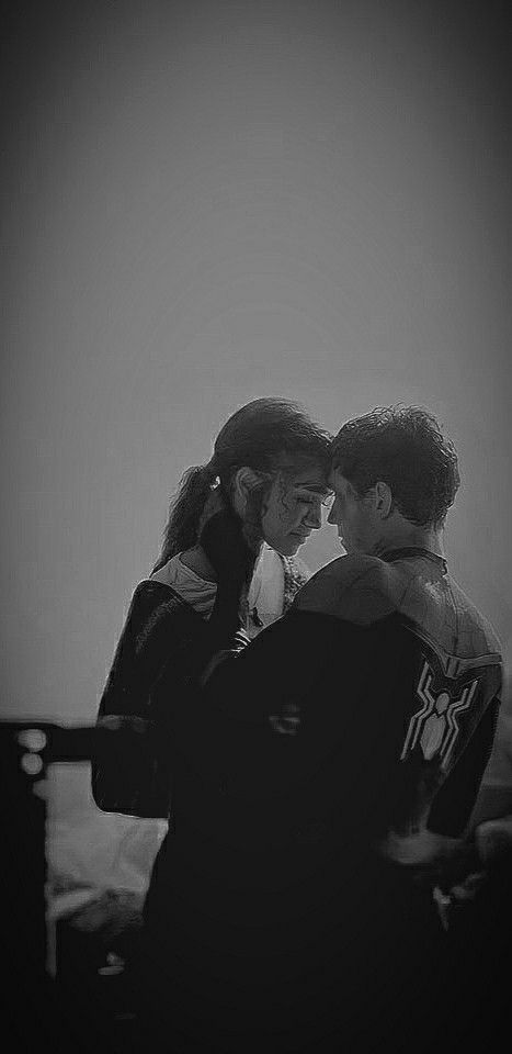 #aesthetic #wallpaper #zendaya #tomholland #nowayhome #spiderman Spider Man Love Aesthetic, Peter Parker And Mj Aesthetic, Zendaya And Tom Holland Wallpaper, Spider Man And Mj Wallpaper, Peter And Mj Wallpaper, Spider Man And Mj, Mj Spiderman, Mj Aesthetic, Tom Holland Zendaya