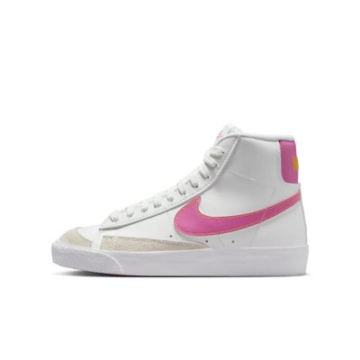 Pink Blazers Nike, Preppy Shoes For School, Cute Nike Blazers, Nike Mid 77, Nike Shoes For Girls, Shoe Collage, Nike Shoes Kids, Bee Christmas, Nike Mid