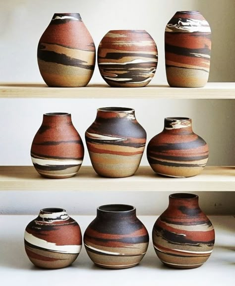 Vase Design Ideas, Creative Vase, Ceramics Pottery Bowls, Ceramics Pottery Vase, Artisan Pottery, Marble Ceramics, Rustic Pottery, Pottery Painting Designs, Clay Vase