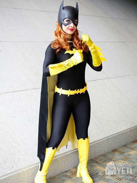 Homemade Batgirl Adult Costume - Costume Yeti Batgirl Costume Diy, Batwoman Costume, All Batman, Batwoman Cosplay, Incredible Costume, Batman Costume Diy, Superhero Costumes Female, Batman Diy, Superhero Dress