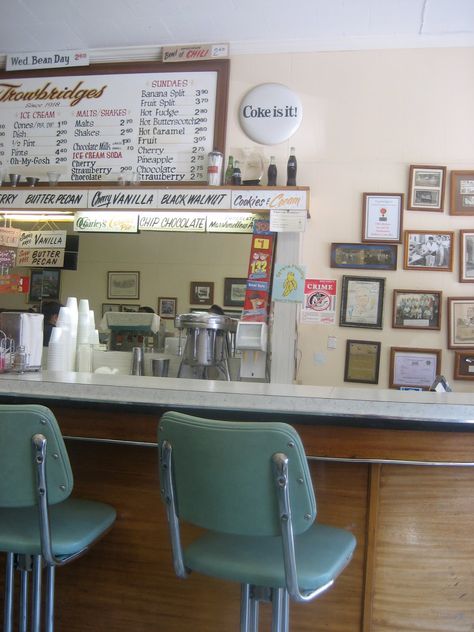 1950's Soda Shops, Wonderful Memories Going to These for Ice Cream Sodas with My Mom 50s Soda Shop, 1950s Soda Shop, Diner Counter, Malt Shop, Soda Shop, Shop Signage, Sweet Sixteen Parties, Milk Shakes, Piercing Shop