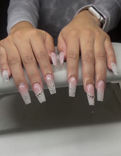 White And Pink Ombre Nails, Nails White And Pink, White And Pink Ombre, Acrylic Nails Ombre, Pink And White Ombre, Pink And White Nails, Marble Pink, Nails Ombre, Pink Ombre Nails