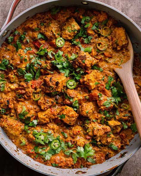 Tofu Tikka Masala, Tikki Masala, Tofu Tikka, Rainbow Plant Life, Dried Red Chili Peppers, How To Press Tofu, Homemade Spice Blends, Onion Gravy, Baked Tofu