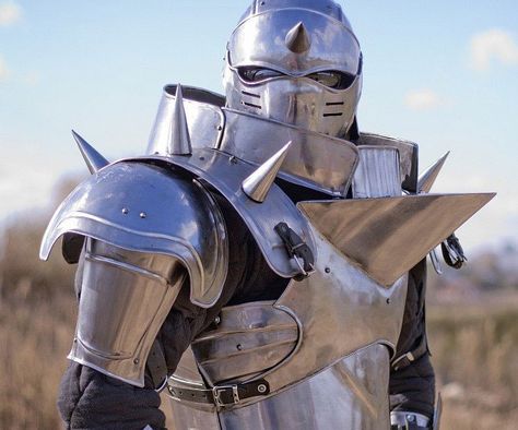 Full Metal Alchemist Steel Armor Battle Warrior, Gothic Armor, Fullmetal Alchemist Cosplay, Steel Armor, Sca Armor, Armor Suit, Batman Christian Bale, Full Metal Alchemist, Alphonse Elric