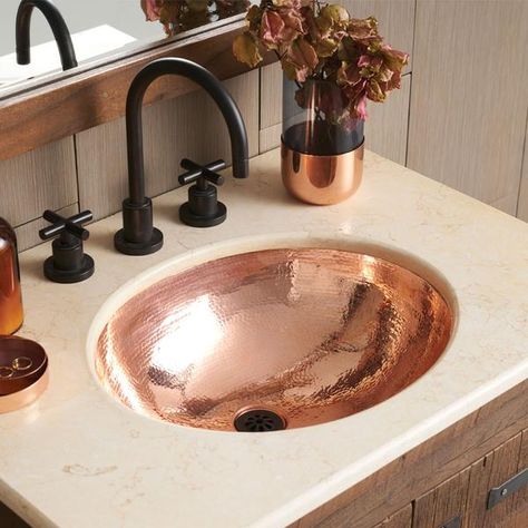 Copper Bathroom Sink, Interior Hotel, Bathroom Sink Design, Copper Sink Bathroom, Copper Bathroom, Undermount Bathroom Sink, Classic Bathroom, Tuscan Decorating, Sink Design