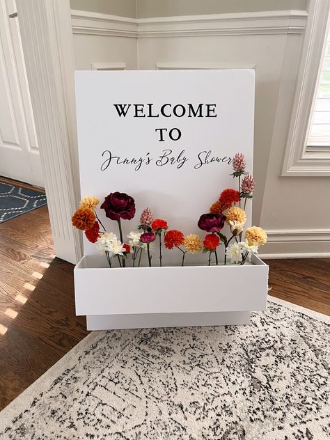 Flower Box Welcome Sign DIY- with Foam Board! - traditionallycozy.com Flower Box Welcome Sign, Diy Flower Box, Diy Flower Boxes, Parisian Theme, Balloon Flowers, Floral Foam, Flower Box, Diy Cardboard, Box Signs