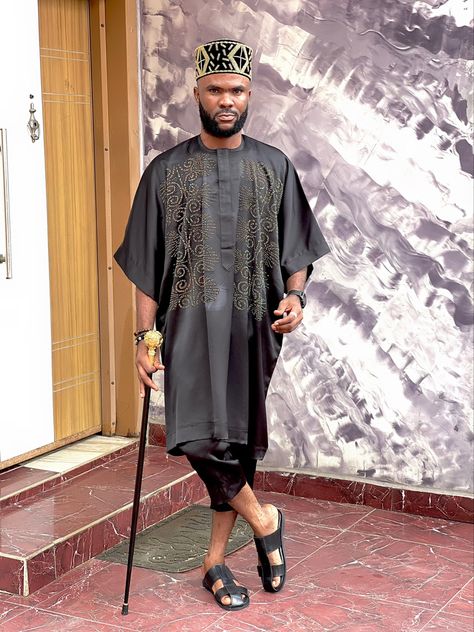 Isi Agu, Agbada Design, Kufi Hat, Nigerian Men Fashion, African Wear Styles For Men, African Attire For Men, Latest African Men Fashion, Mens Hat, Traditional Outfit