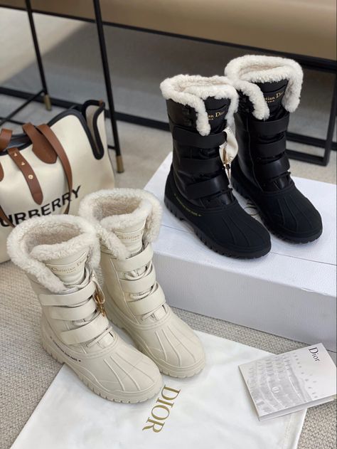 Dior Winter Boots, Branded Boots, Dior Winter, Bridal Footwear, Black Footwear, Crocs Boots, Basic Shoes, Fashion Shoes Heels, Footwear For Women