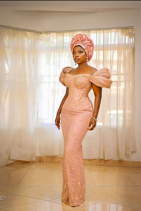 Latest Owambe Styles, Yoruba Traditional Wedding Attire, Asoebi Lace Styles Classy, Asoebi Lace Styles, Asoebi Lace, Nigerian Culture, Traditional Wedding Attire, African Traditional Wedding, Lace Dress Styles