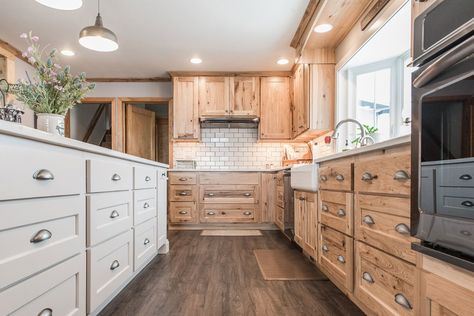 Modern Knotty Pine Kitchen, Hickory Cabinets With White Countertops, Hardwood Kitchen, Hickory Kitchen Cabinets, Hickory Kitchen, Hickory Cabinets, Maple Kitchen Cabinets, Brown Kitchen Cabinets, Maple Kitchen