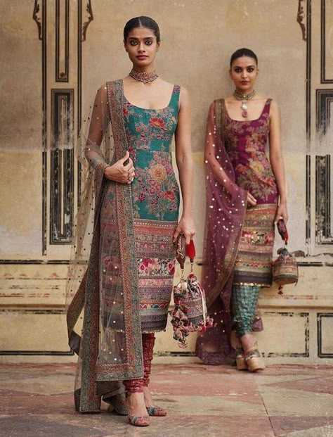 2023 Punjabi Suits, Sabyasachi Dresses Anarkali, Sabyasachi Designs Indian Outfits, Sabyasachi Dresses Outfits, Sabyasachi Salwar Suits, Sabyasachi Suit Designs, Sabyasachi Dresses Salwar Suits, Sabyasachi Collection Suits, Sabyasachi Anarkali Gowns