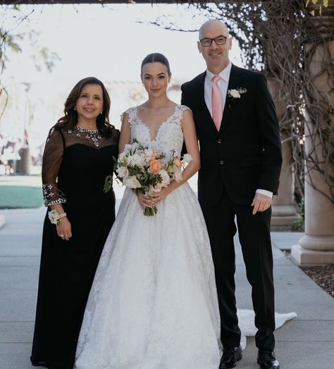 Vanessa Merrell Wedding, Merrill Twins, Instagram Challenges, Vanessa Merrell, Merrell Twins, I Thank God, Instagram Challenge, Best Youtubers, Thank God