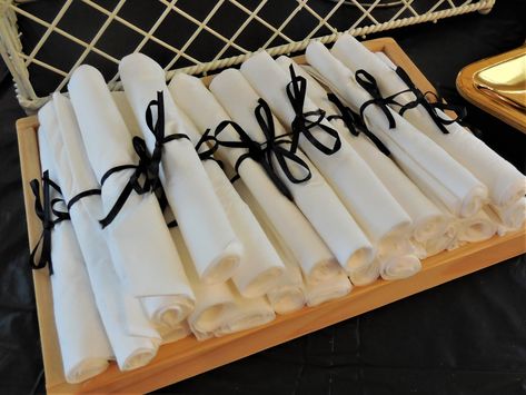 Napkins rolled to look like diplomas. Super cute! Diploma Napkins Graduation Ideas, Diploma Decoration Ideas, Diploma Napkins, Law Graduation Party Ideas, Fun Graduation Party Ideas, Grad Brunch, Graduation Bbq, Law School Graduation Party, Grad 2023