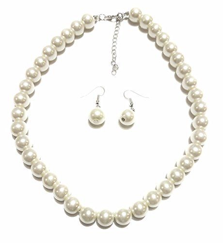 Large Faux Pearl Necklace and earring set By Millennium D... https://smile.amazon.com/dp/B01JBTIZKM/ref=cm_sw_r_pi_dp_U_x_F2PmCb64YC3SX 1950s Jewelry Style, 50s Jewelry, Pearl Necklace And Earring Set, 1950s Jewelry, Beautiful Pearl Necklace, Buy Pearls, Pearl Necklace Set, White Pearl Necklace, Necklace And Earring Set