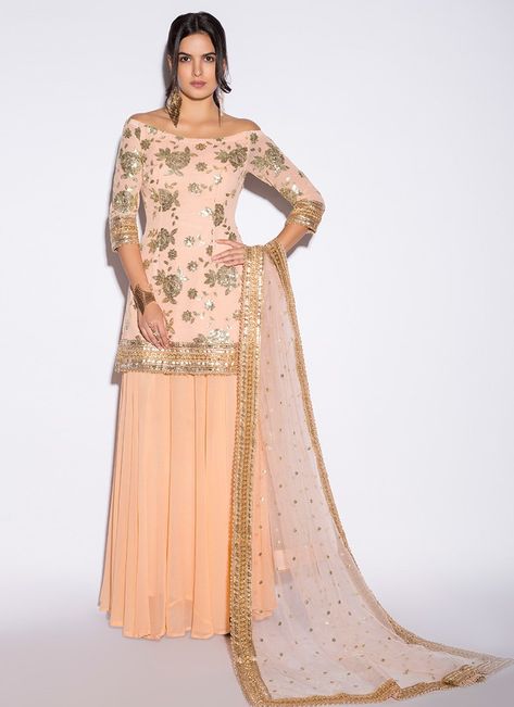 Wedding Dresses Unique Color, Peach Indian Outfit, Off Shoulder Lehenga, Indian Bridal Lehenga, Dresses Unique, Indian Party Wear, Party Wear Lehenga, Indian Attire, Stylish Dress Designs